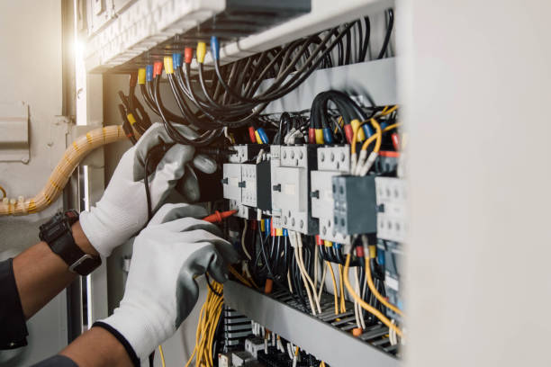 Best Affordable Emergency Electrician  in Albion, MI